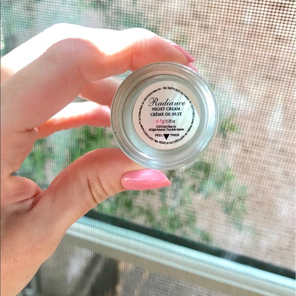 BURTSBEES RADIANCE CREAM - Picture 4 of 10